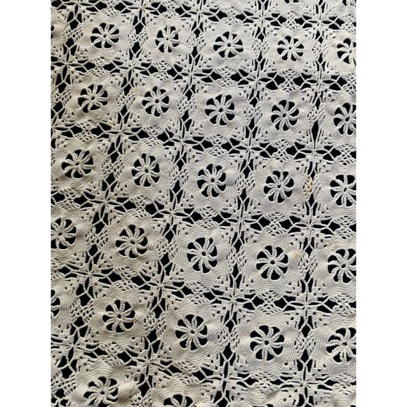 Vintage Handmade Crochet Lace Tablecloth 59x62 - Picture 4 of 11